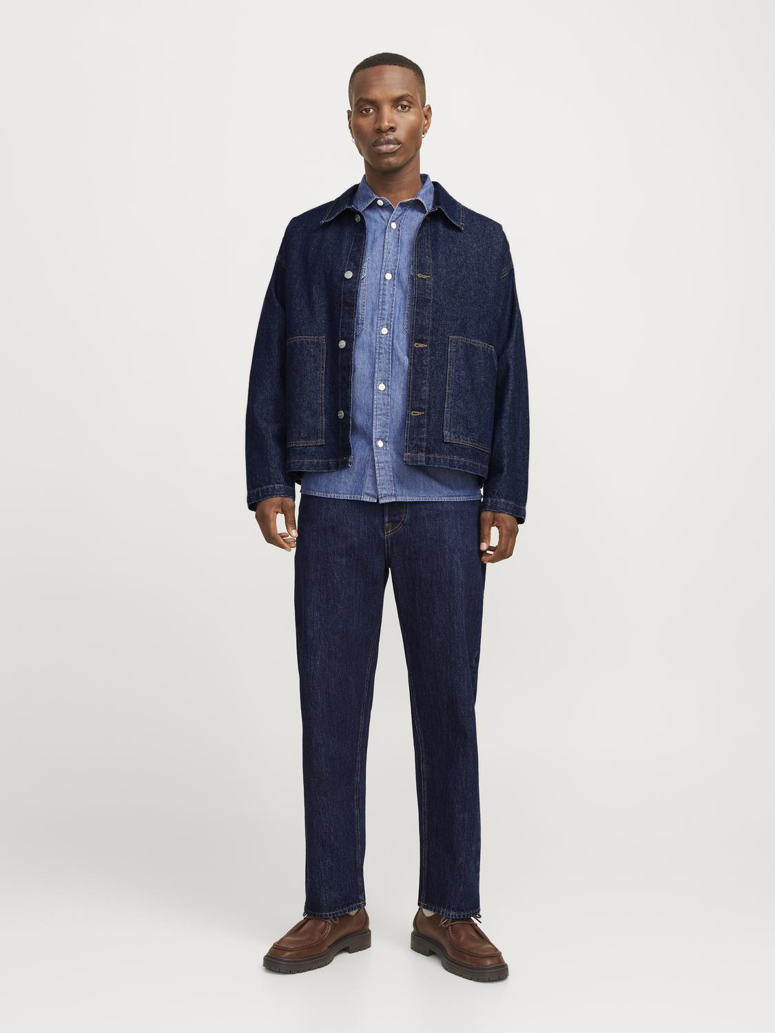 model_shot-front_full