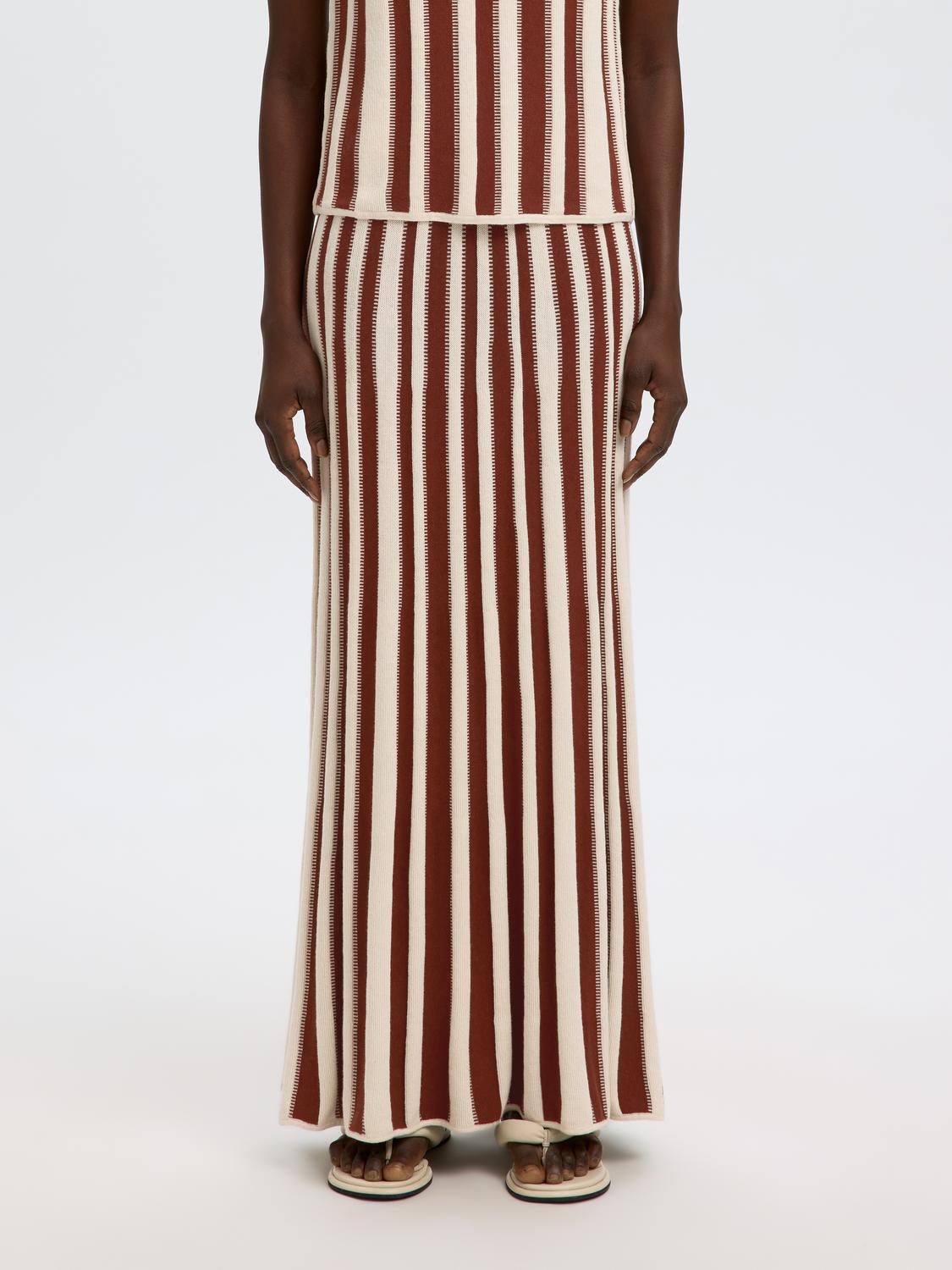 model_shot-front