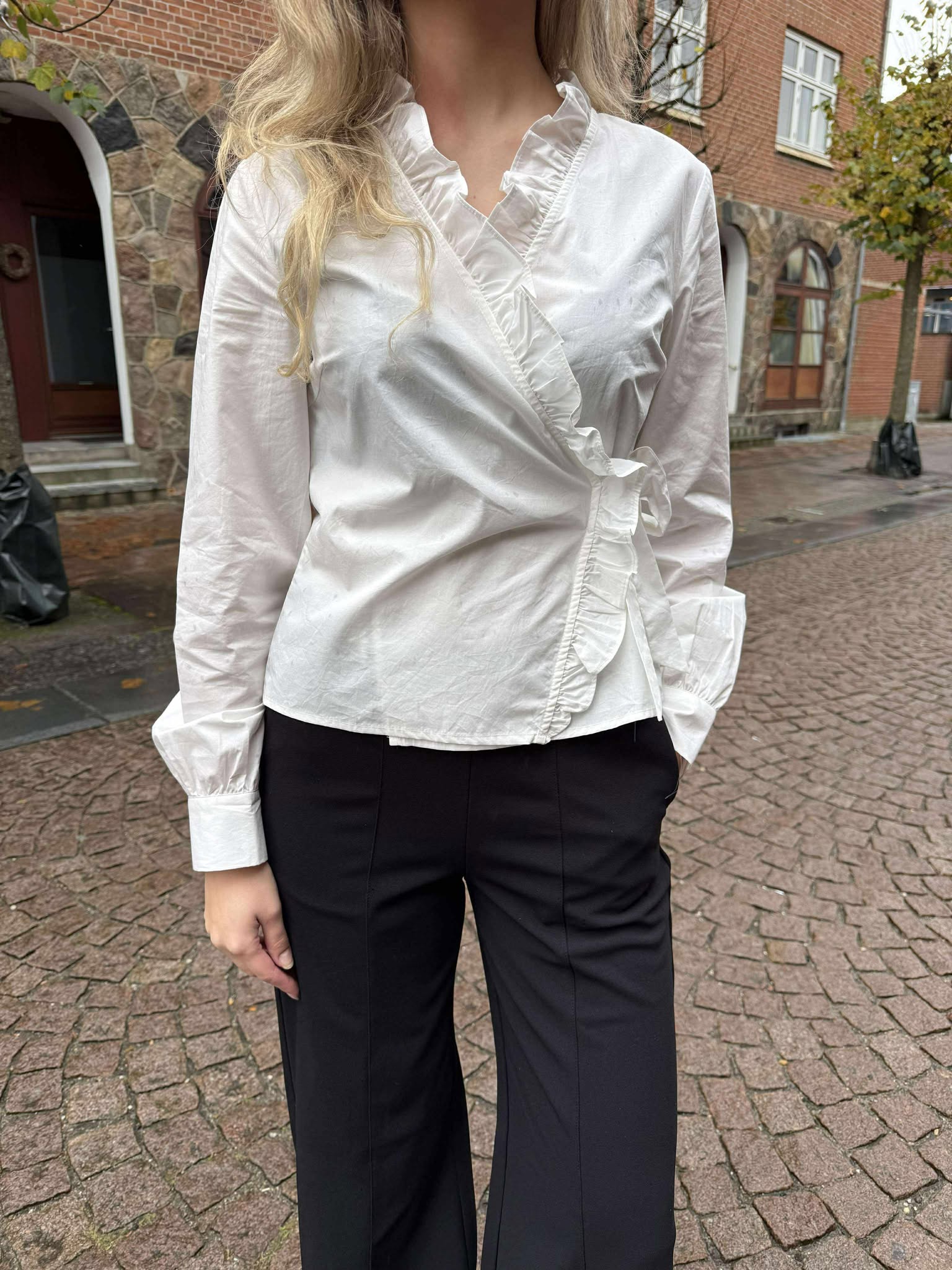 OBJHOPE Shirt - Cloud Dancer