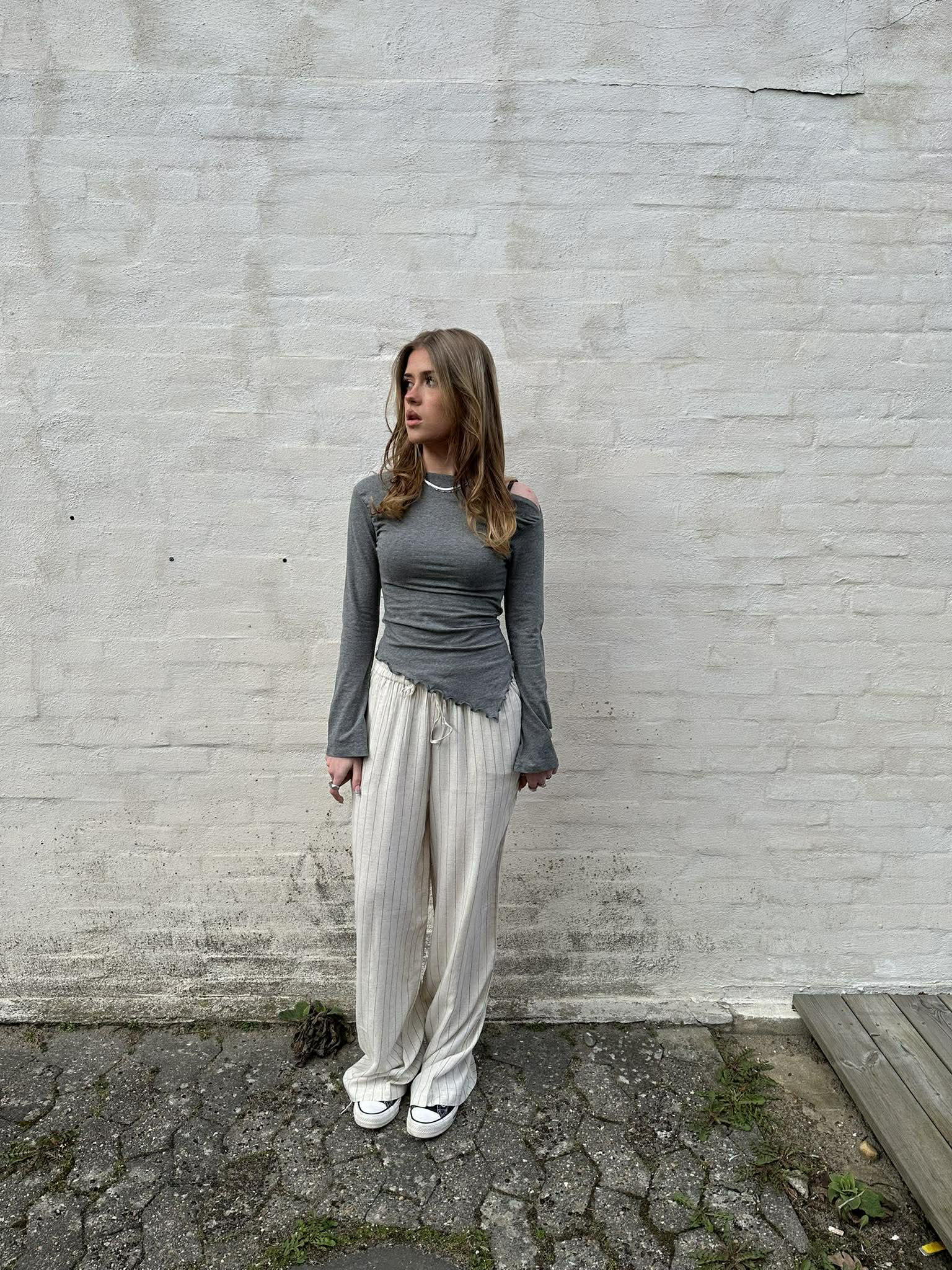 JXTHEA Top - Dark Grey Melange