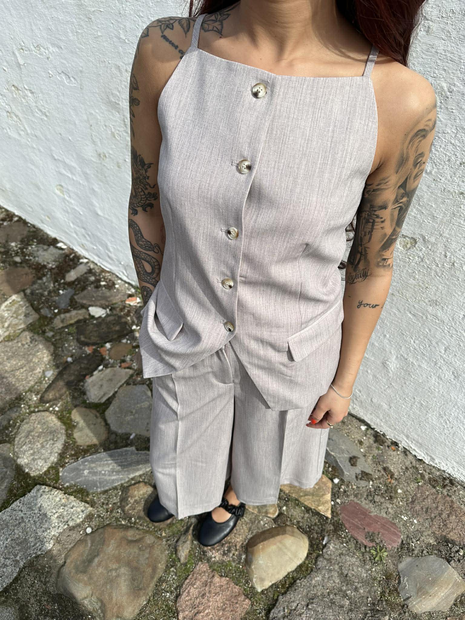 OBJIVALO Tailored Waistcoat - Morel