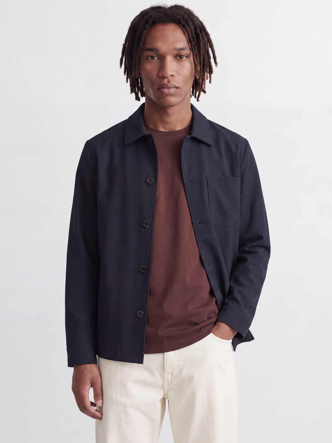 model_shot-front