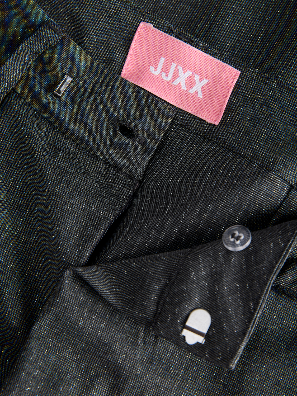 model_shot-detail