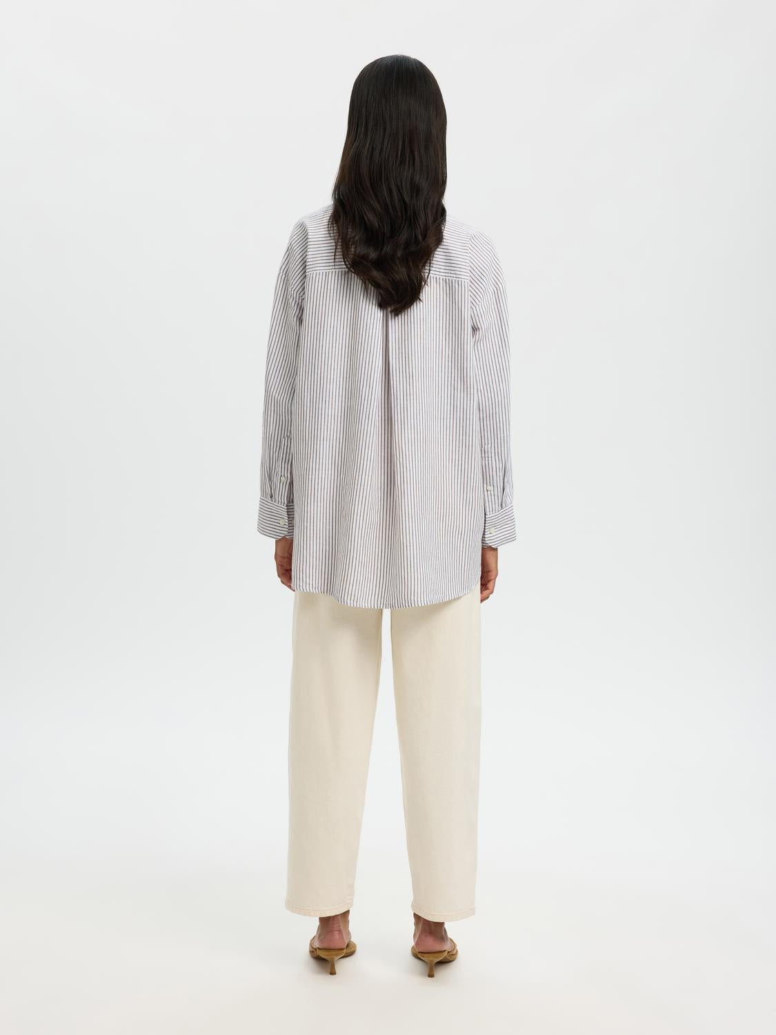 model_shot-back