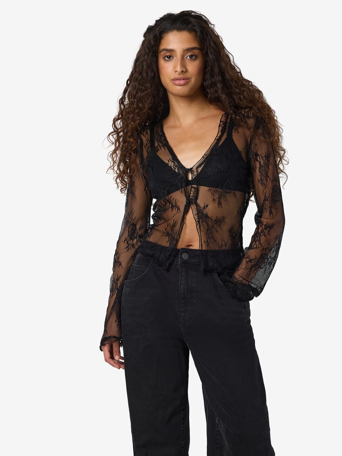 model_shot-front