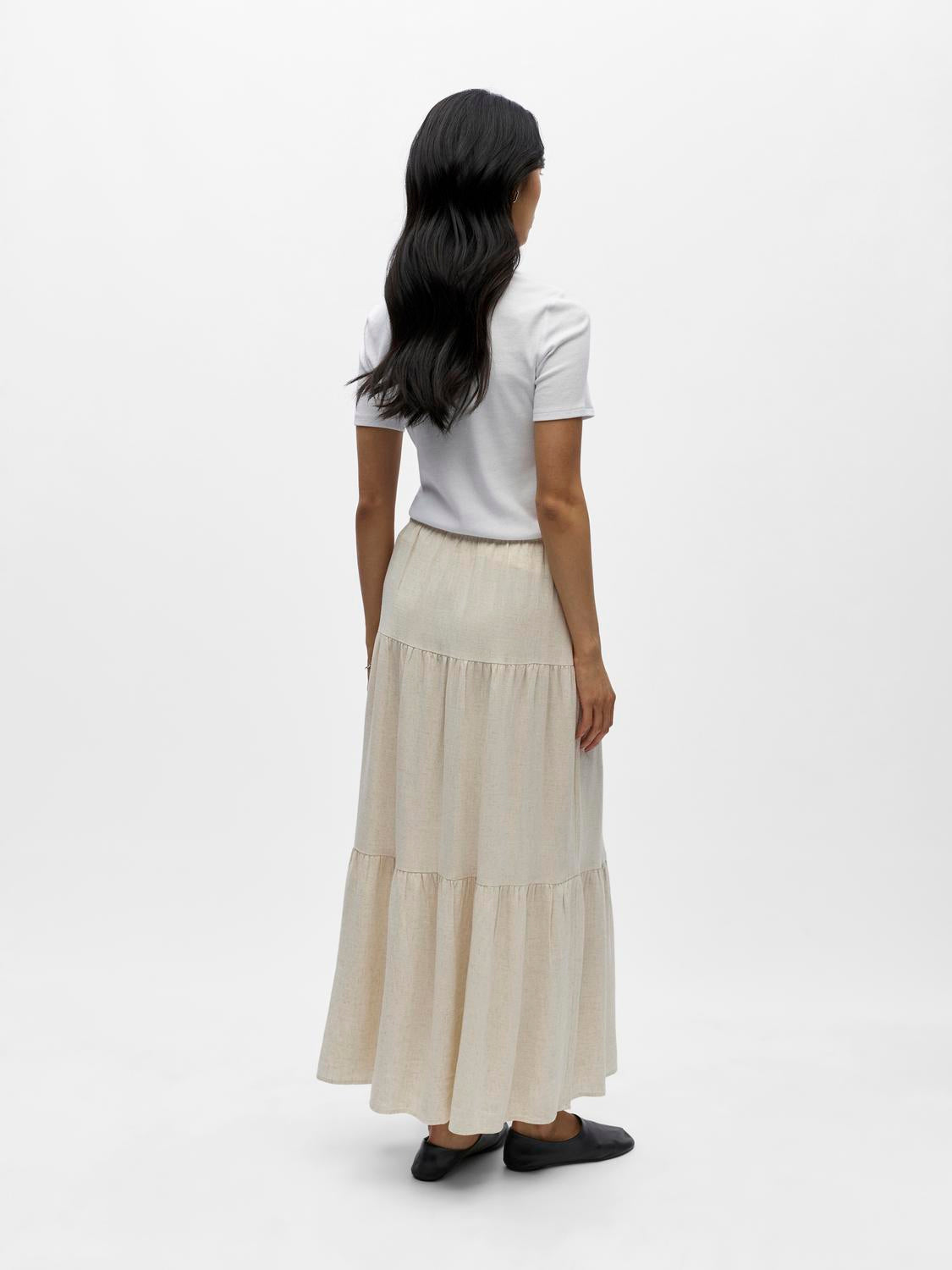 model_shot-back