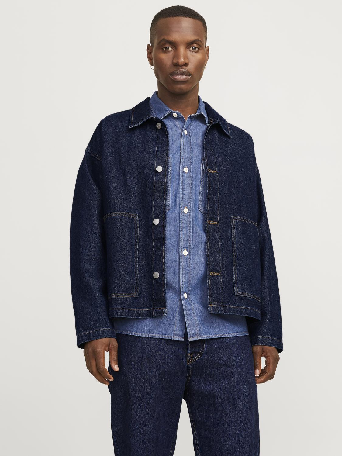 model_shot-front