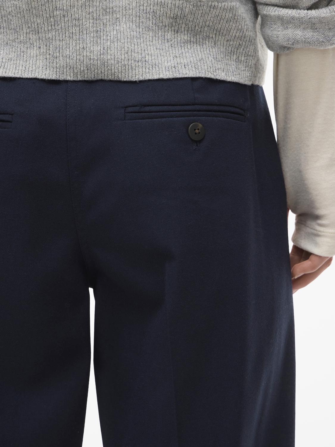 model_shot-detail