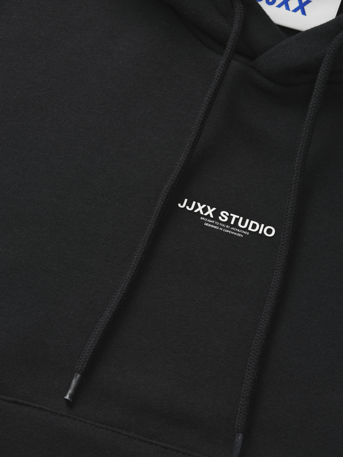 model_shot-detail