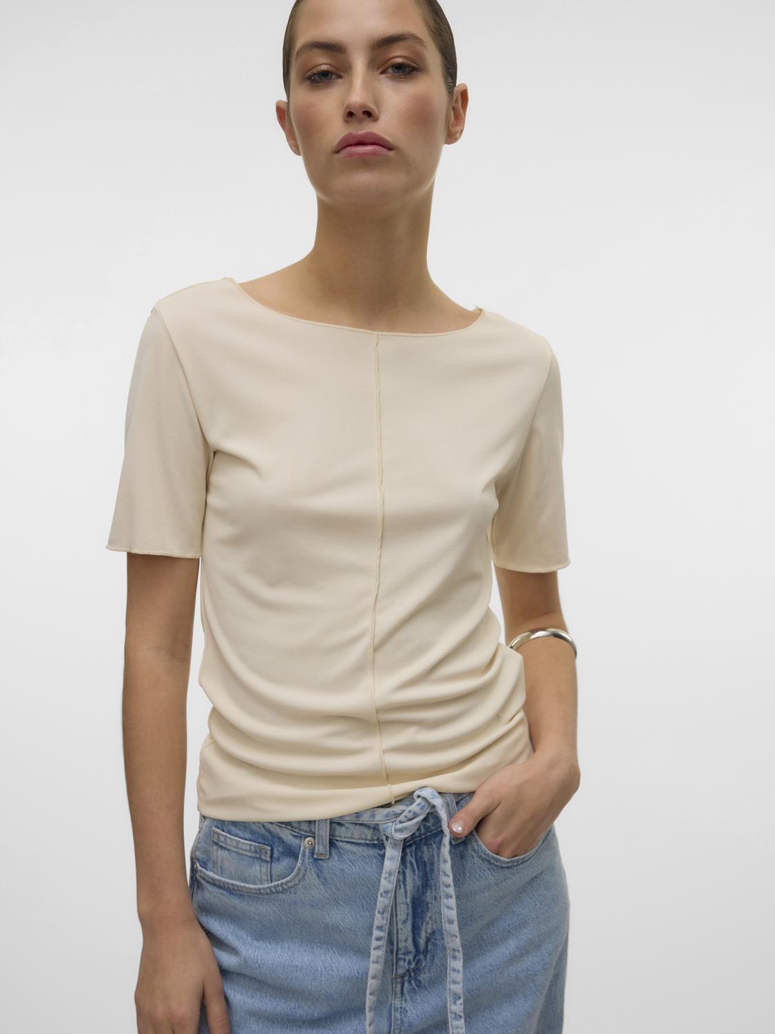 model_shot-detail