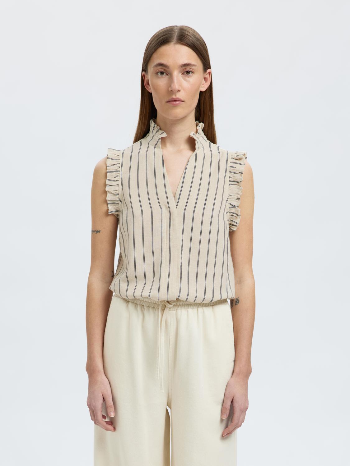 model_shot-front