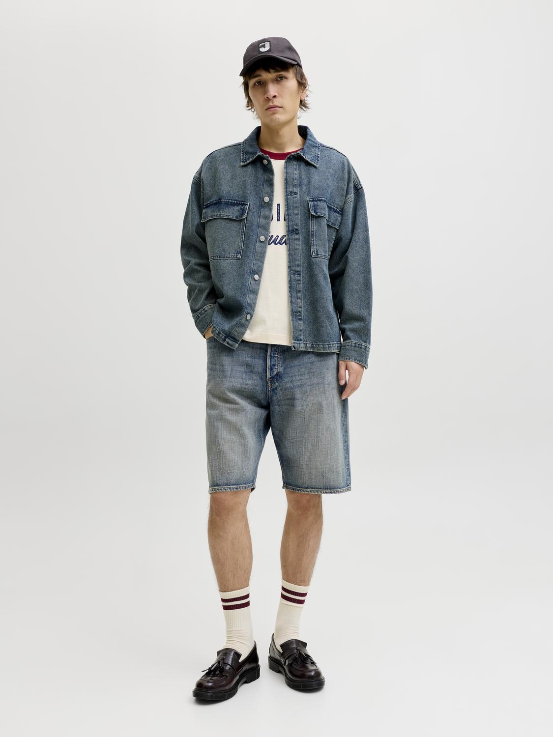 model_shot-front_full