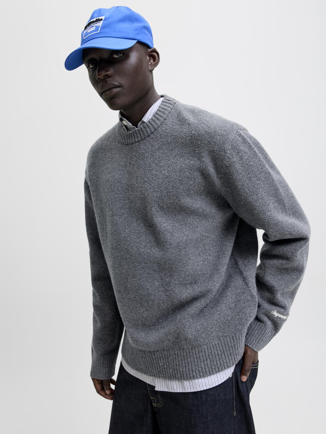 model_shot-creative