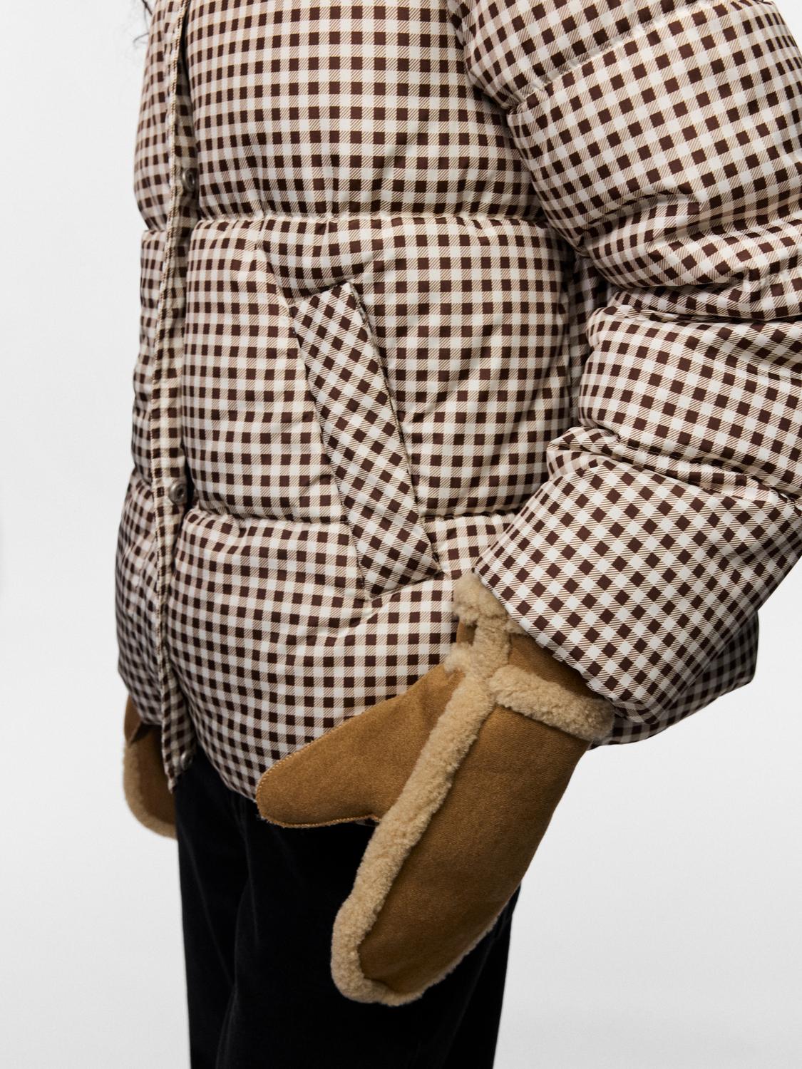 model_shot-detail