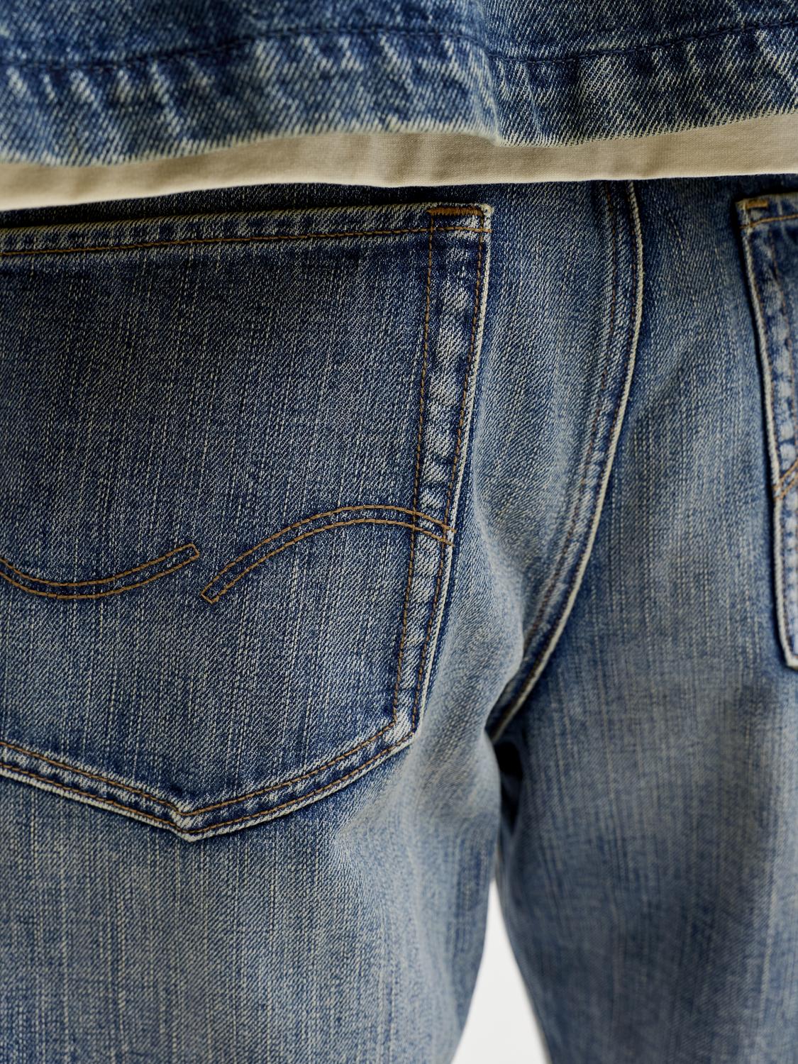 model_shot-detail
