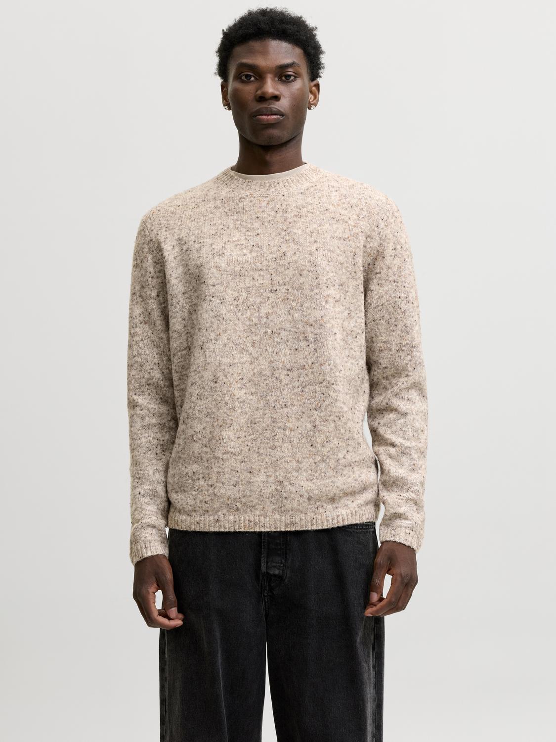 model_shot-front