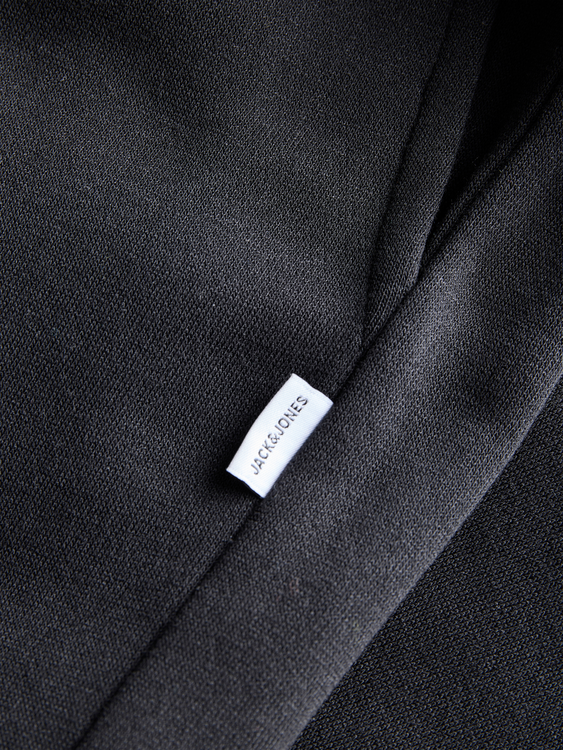 model_shot-detail