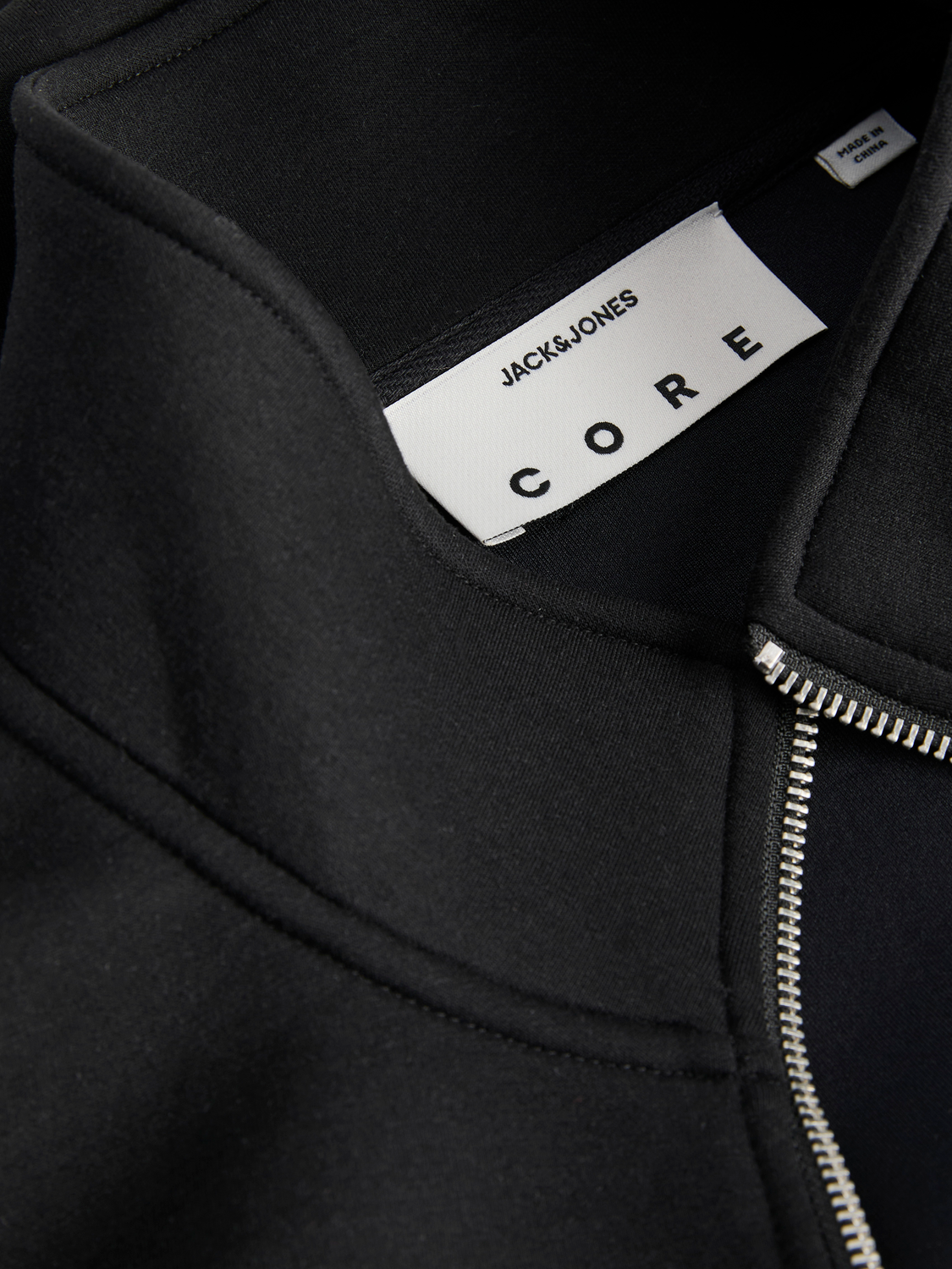 model_shot-detail