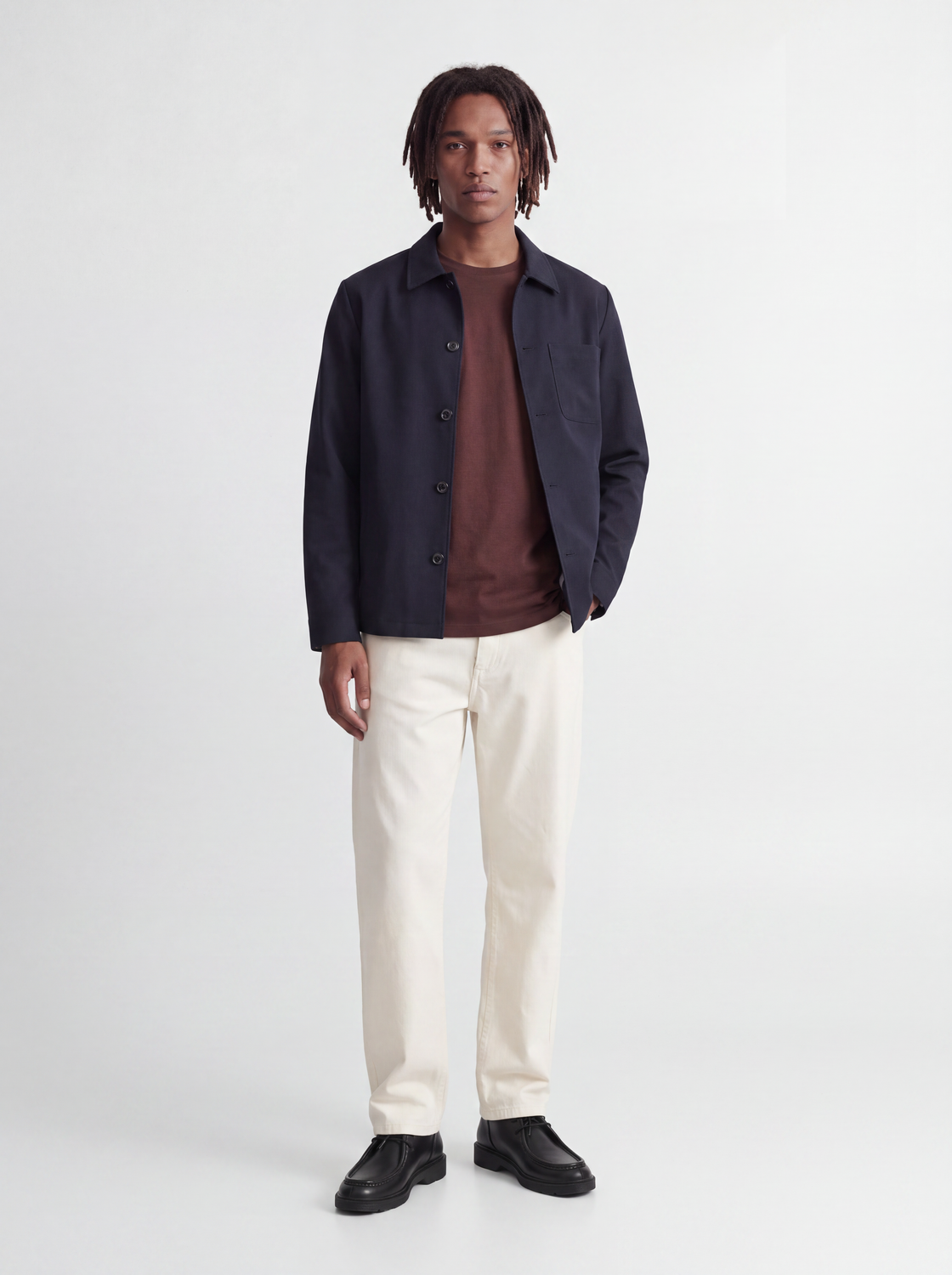 model_shot-front_full