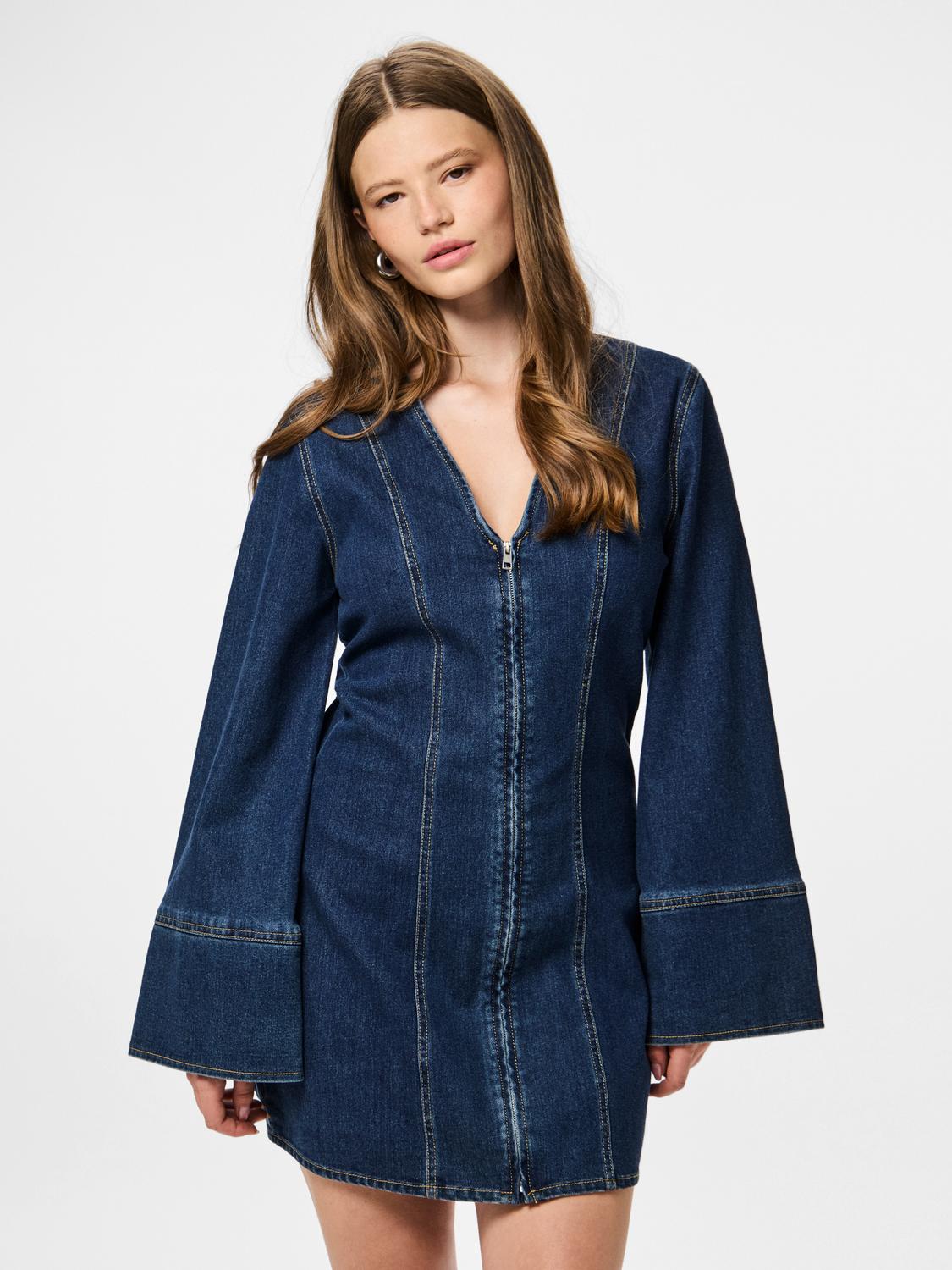 model_shot-front